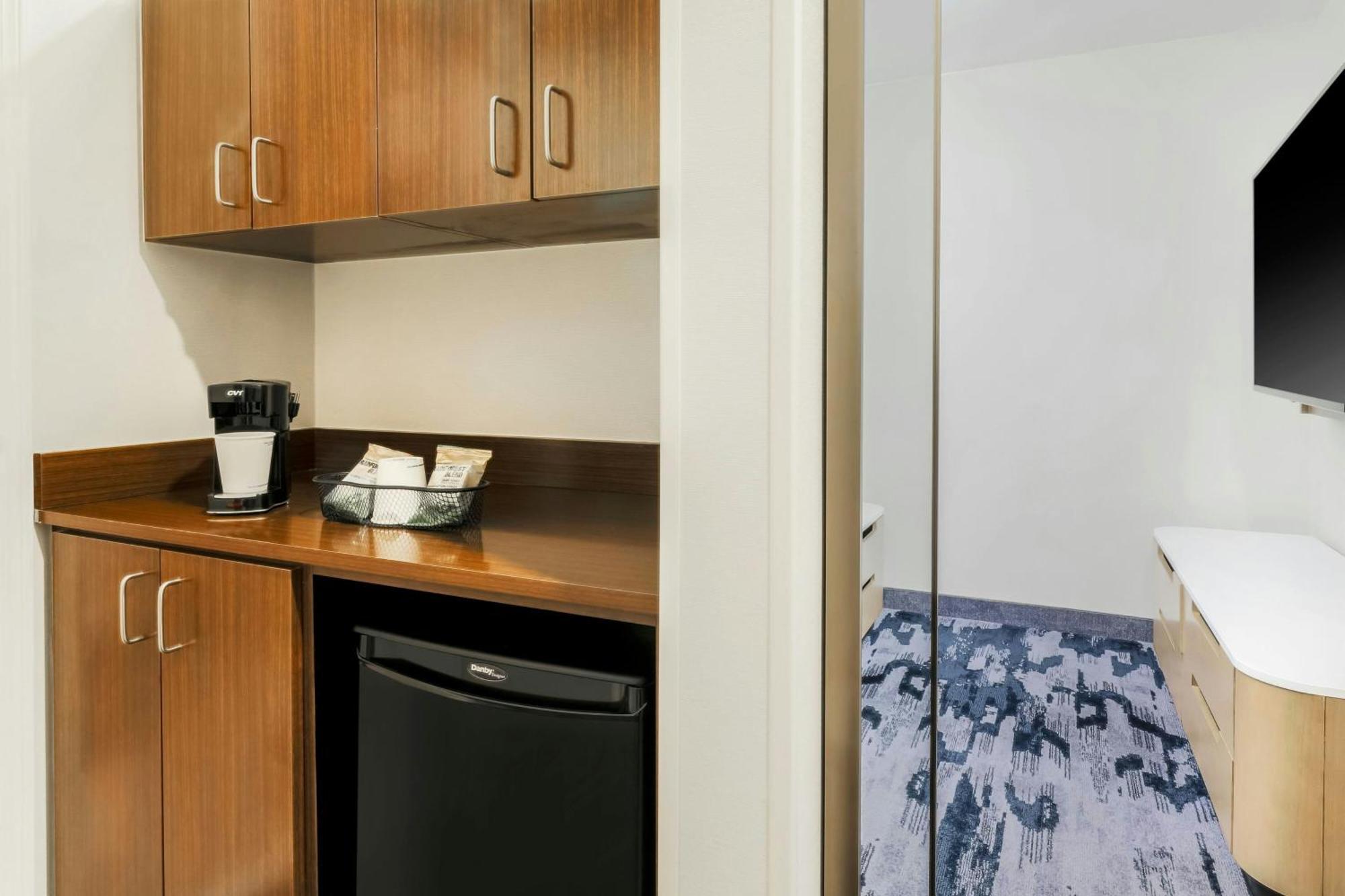 Fairfield Inn And Suites By Marriott San Jose Airport Eksteriør bilde